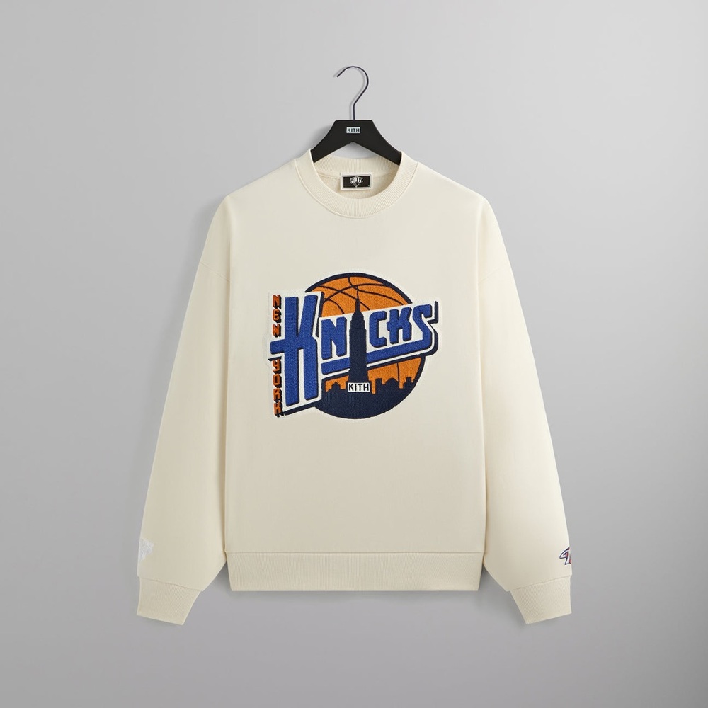 Kith for the New York Knicks City Vintage Nelson Crewneck in Sandrift Size XL